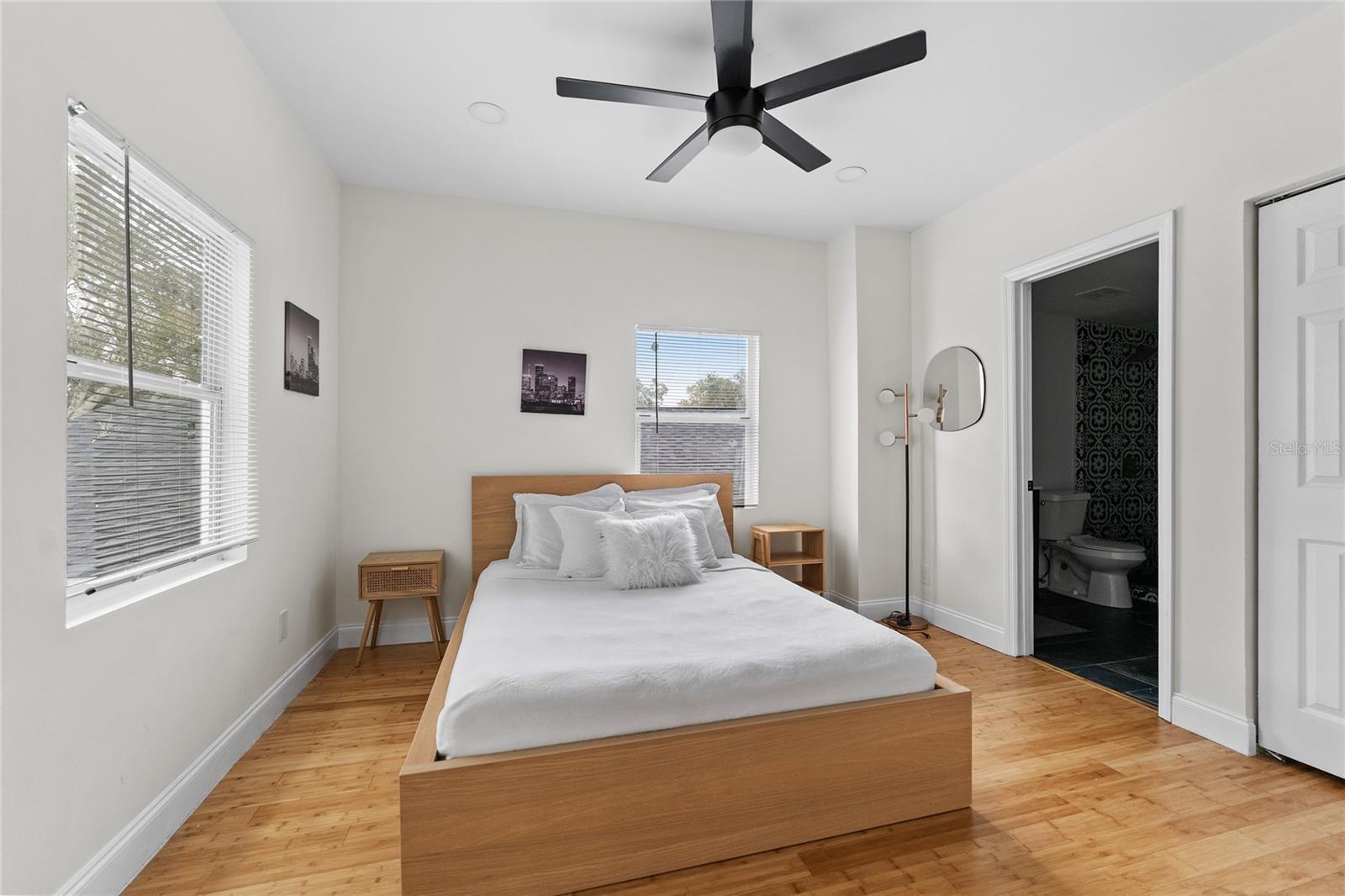 HARBORDALE SUB - Residential Lease