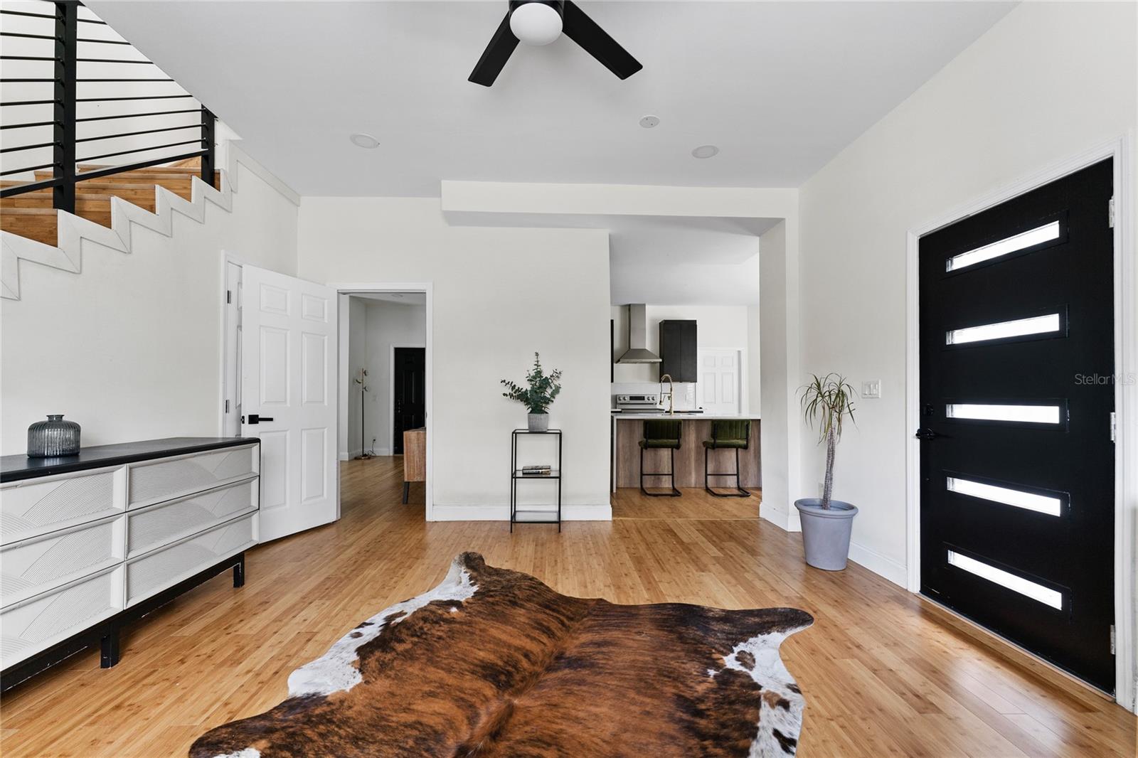 HARBORDALE SUB - Residential Lease