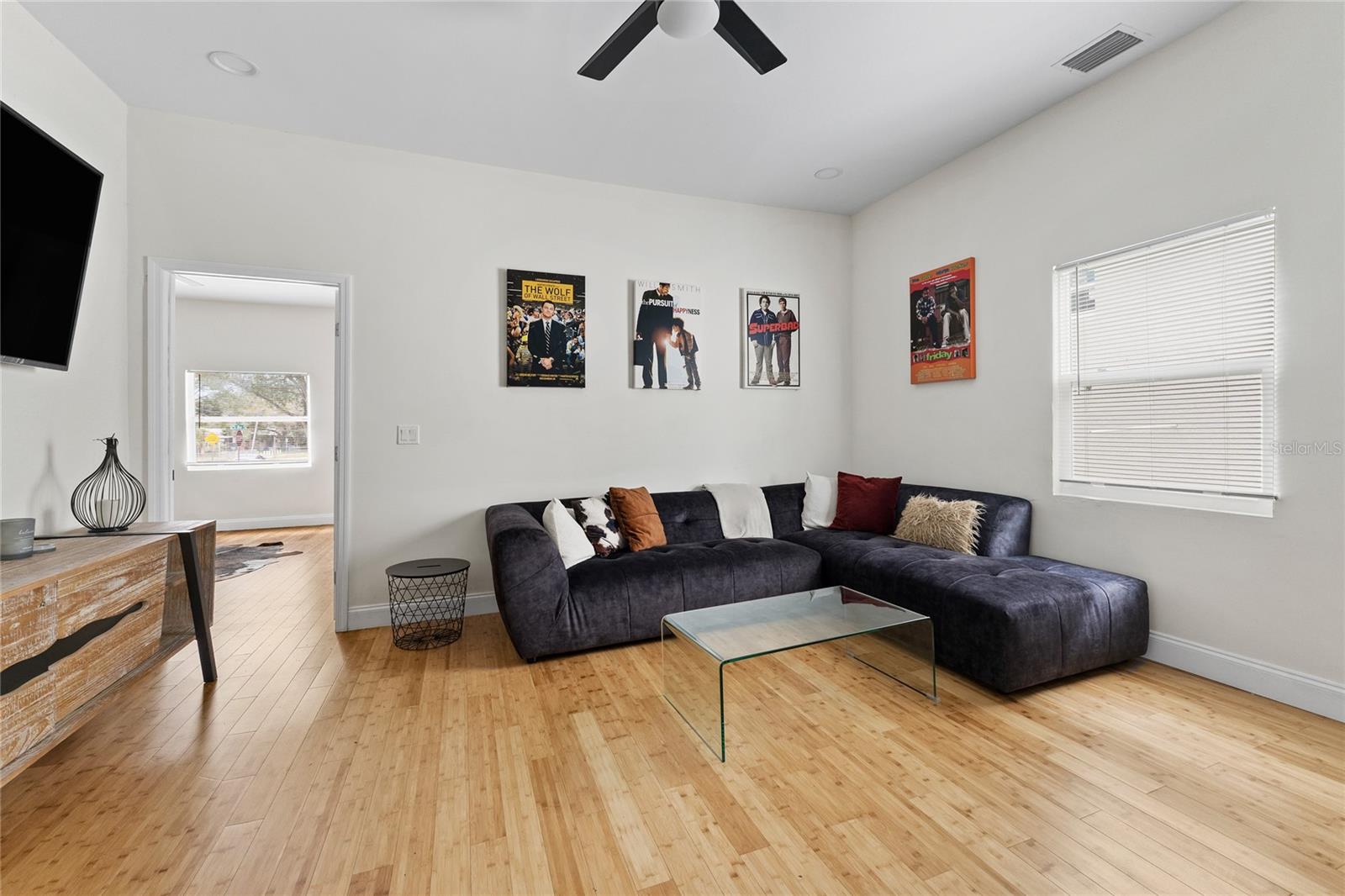 HARBORDALE SUB - Residential Lease