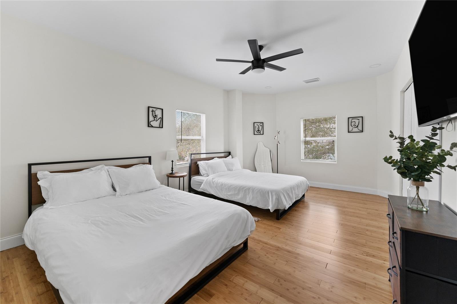 HARBORDALE SUB - Residential Lease