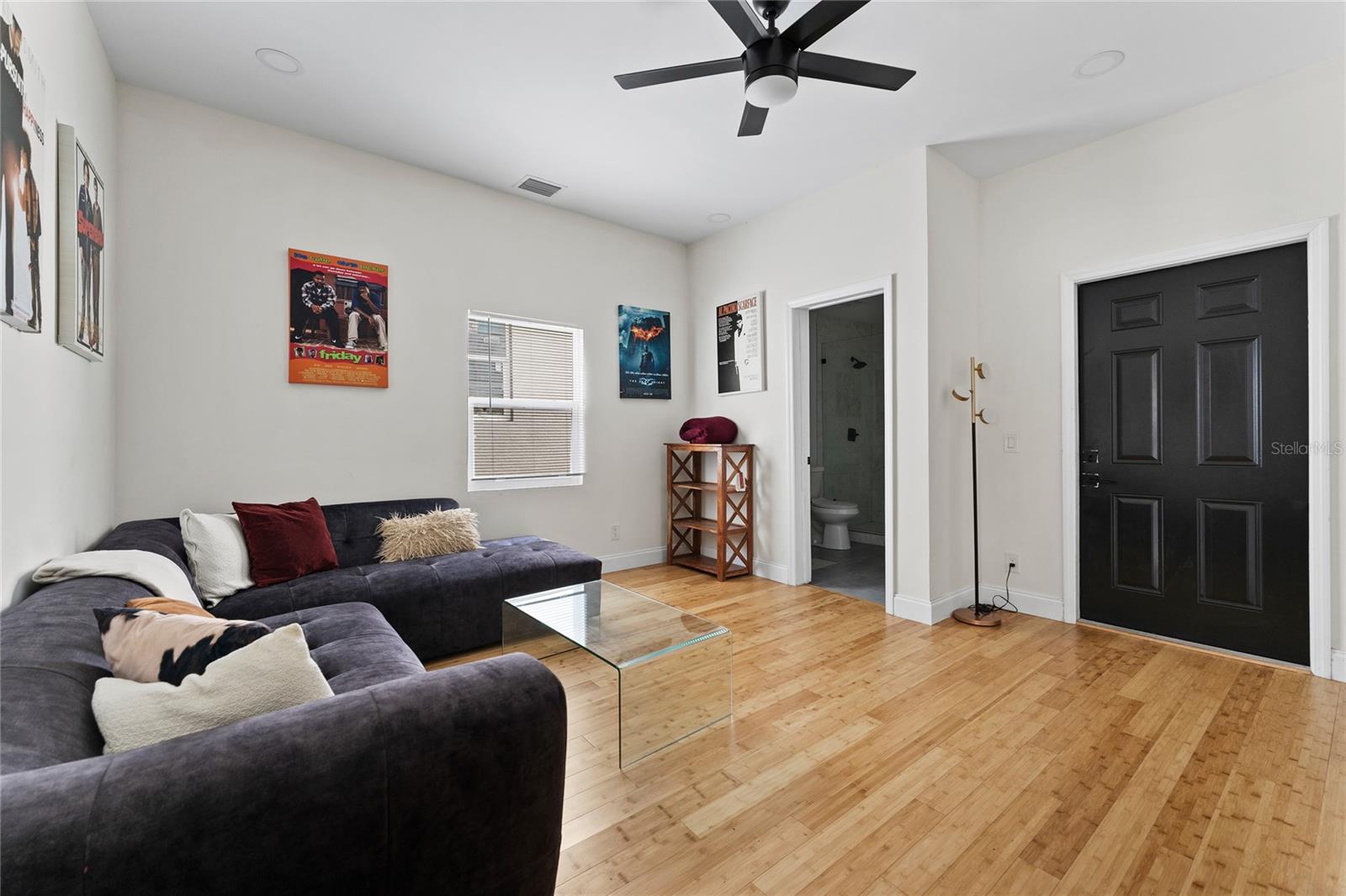 HARBORDALE SUB - Residential Lease