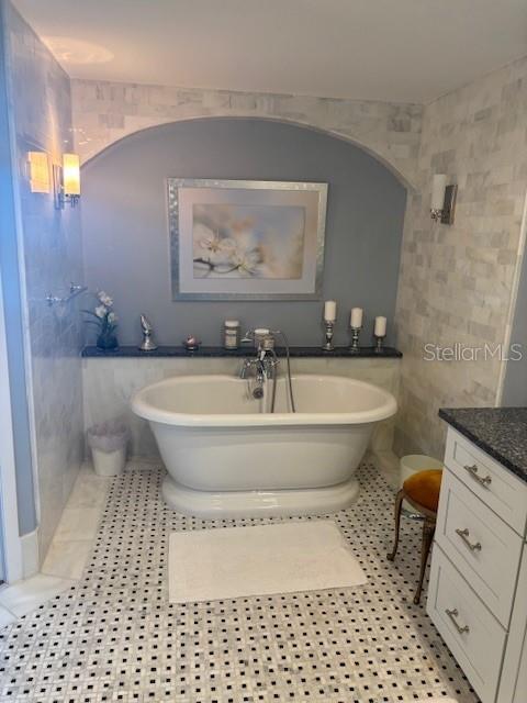 ULTIMAR ONE CONDO - Residential