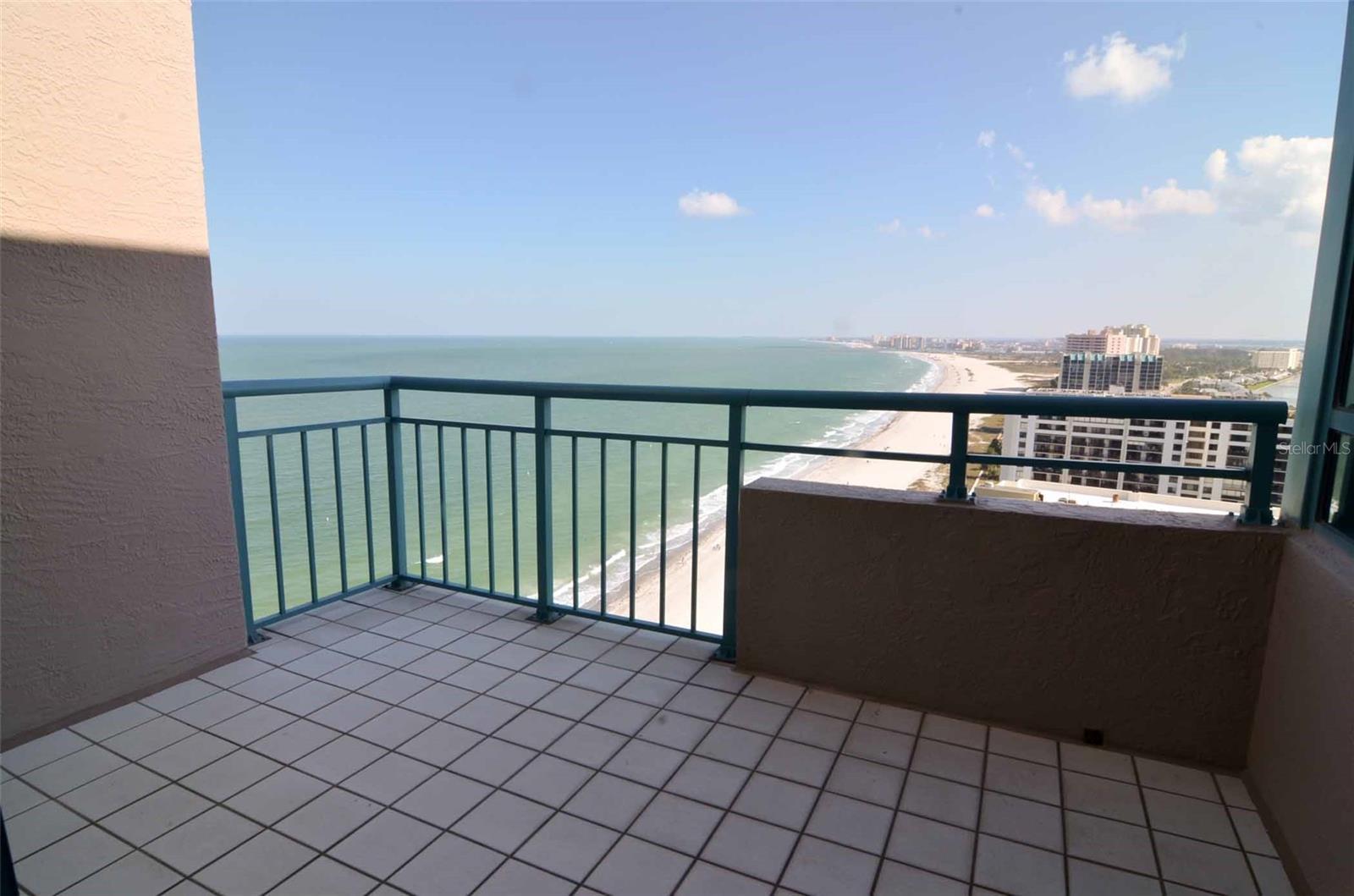 ULTIMAR ONE CONDO - Residential