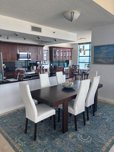 ULTIMAR ONE CONDO - Residential