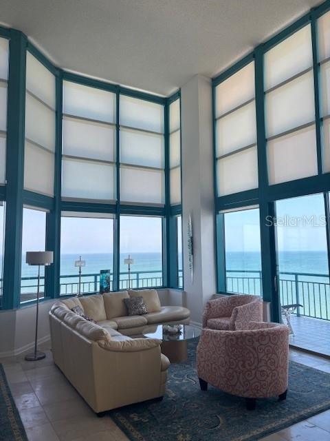 ULTIMAR ONE CONDO - Residential