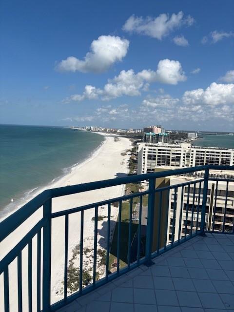 ULTIMAR ONE CONDO - Residential