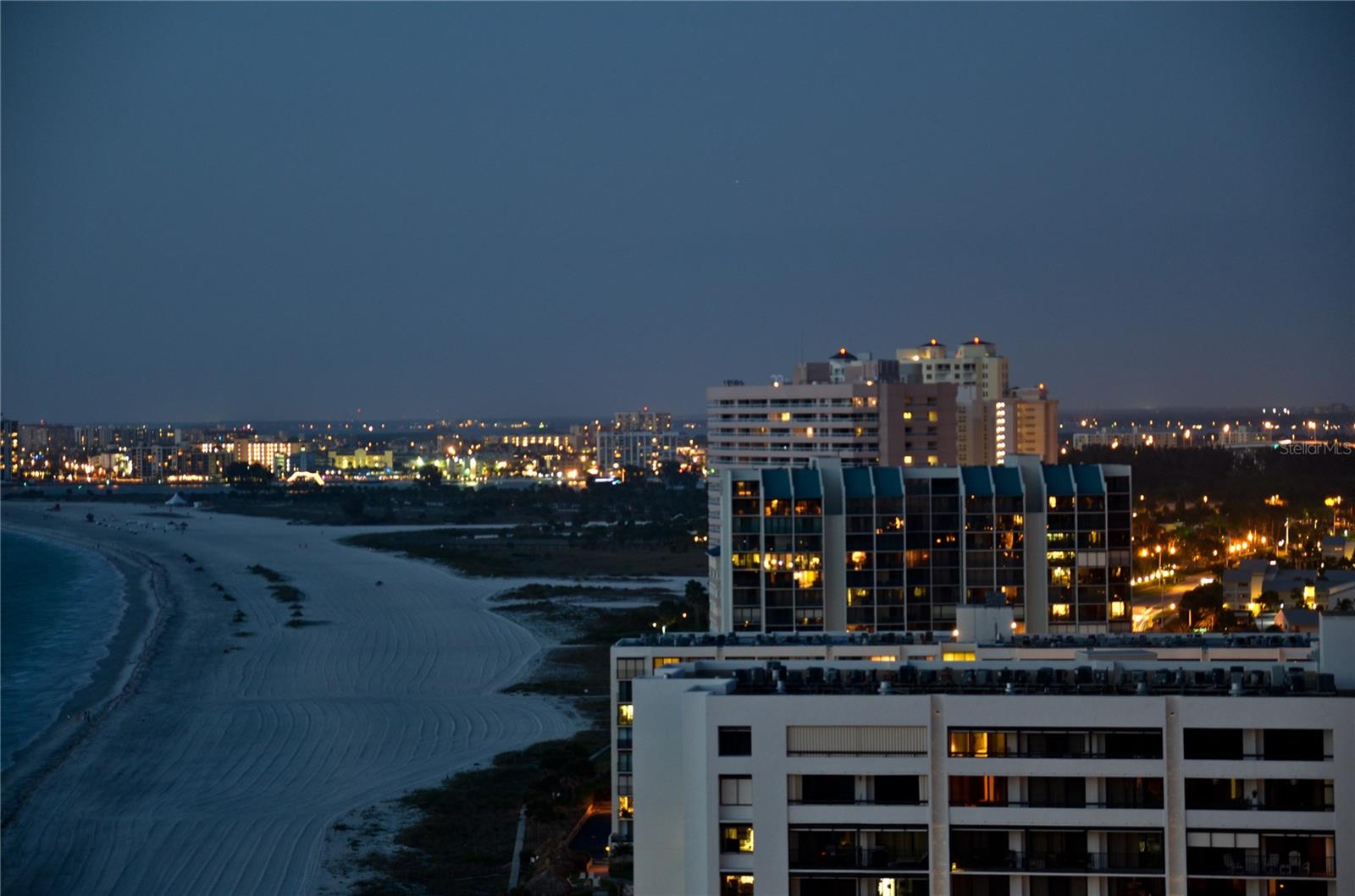 ULTIMAR ONE CONDO - Residential