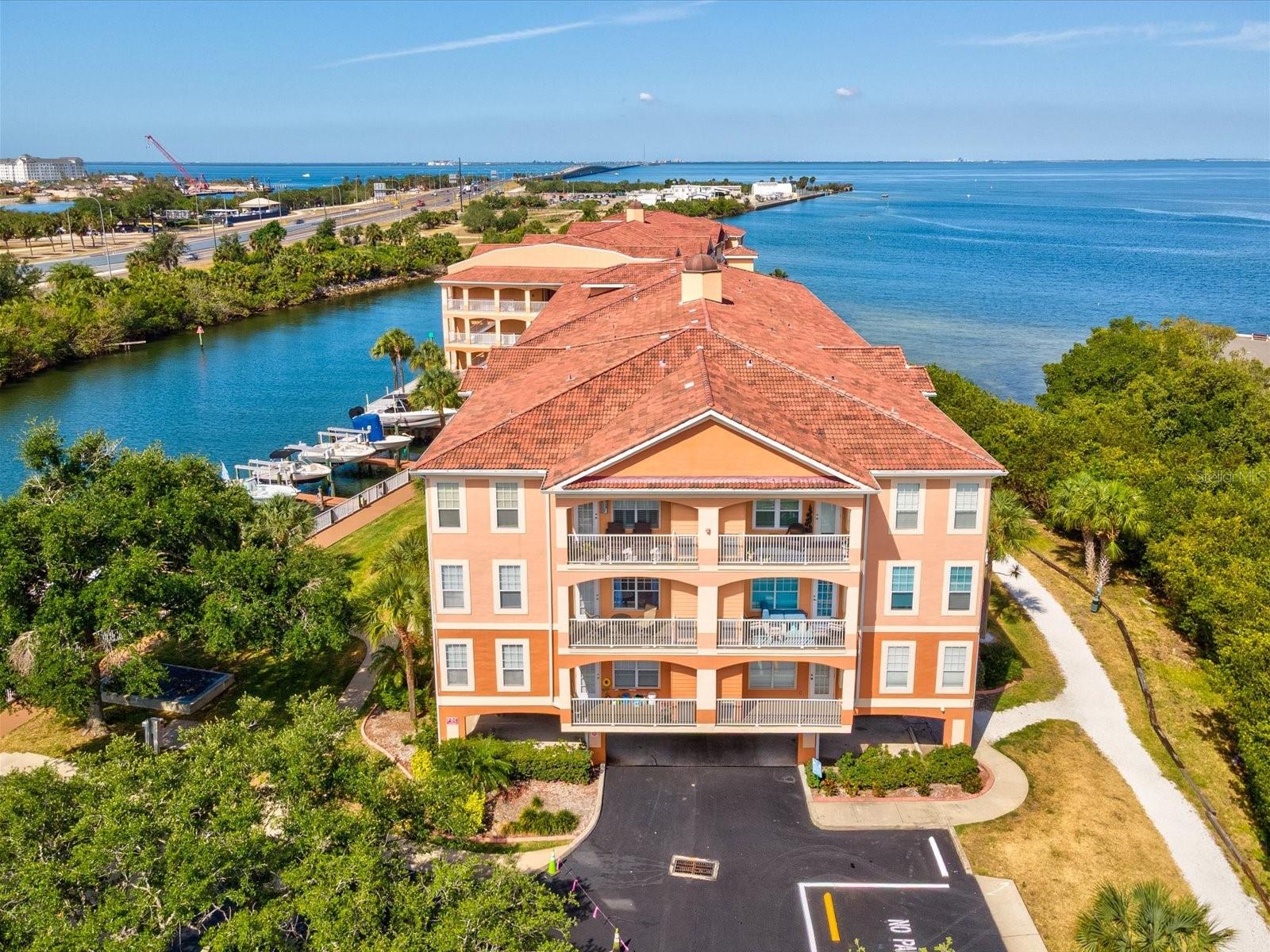 CULBREATH KEY BAYSIDE CONDOMIN - Residential