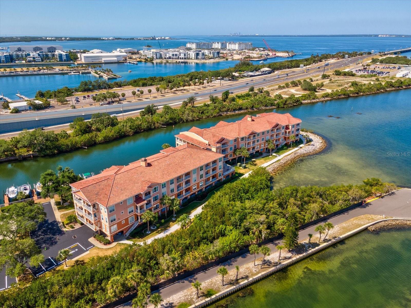 CULBREATH KEY BAYSIDE CONDOMIN - Residential