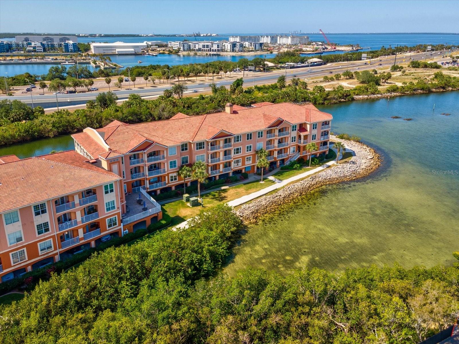 CULBREATH KEY BAYSIDE CONDOMIN - Residential