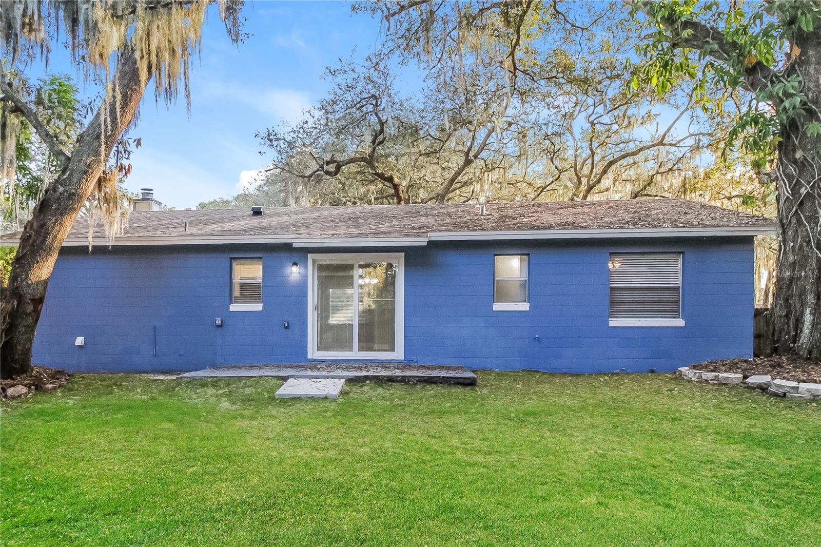 CRYSTAL LAKE WINTER HOMES - Residential Lease