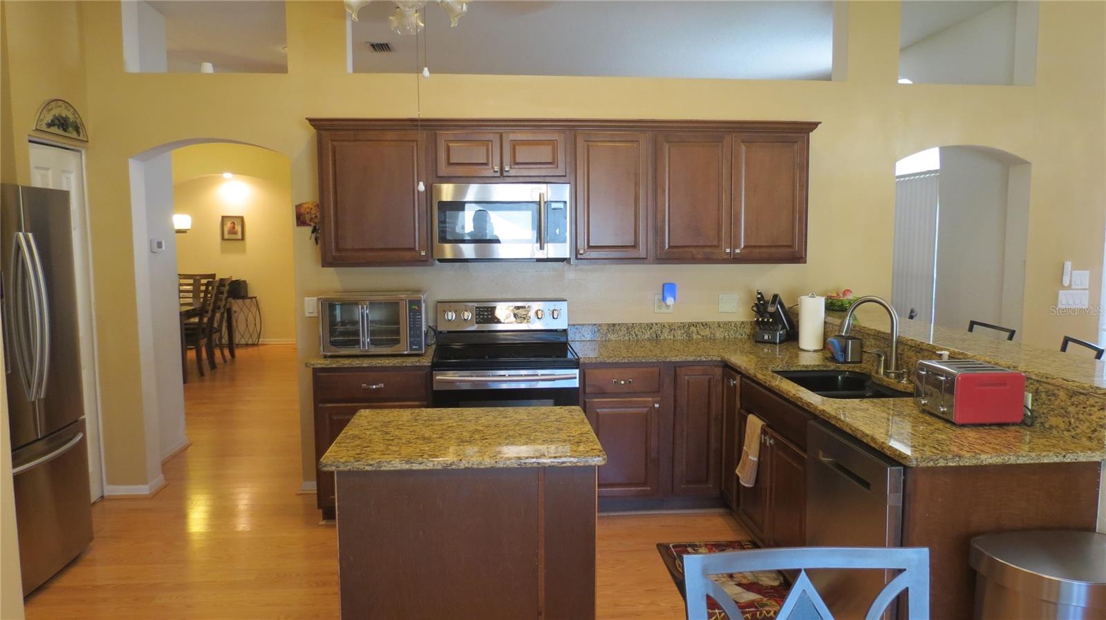 BLOOMINGDALE SEC L UNIT - Residential