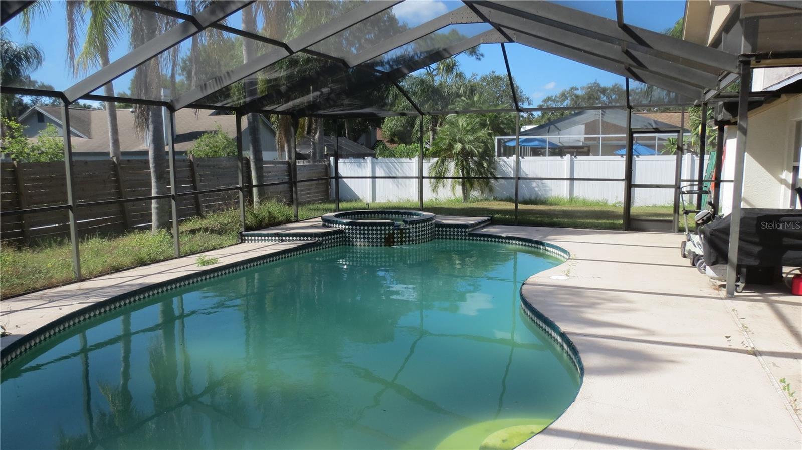 BLOOMINGDALE SEC L UNIT - Residential