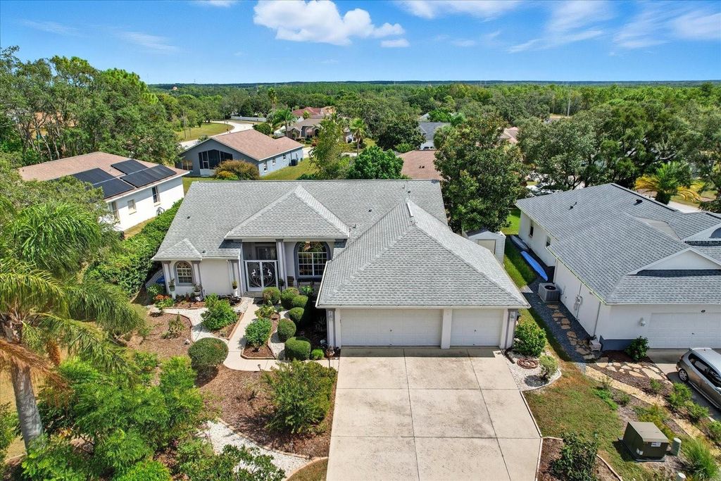 Photo of 65 N Leafland Point, Lecanto, FL 34461 (MLS # OM720235)