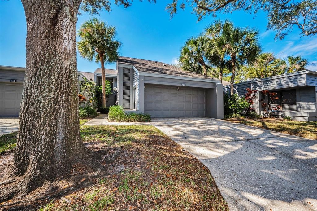 Photo of 3118 Eagles Landing Circle W, Clearwater, FL 33761 (MLS # TB8467595)
