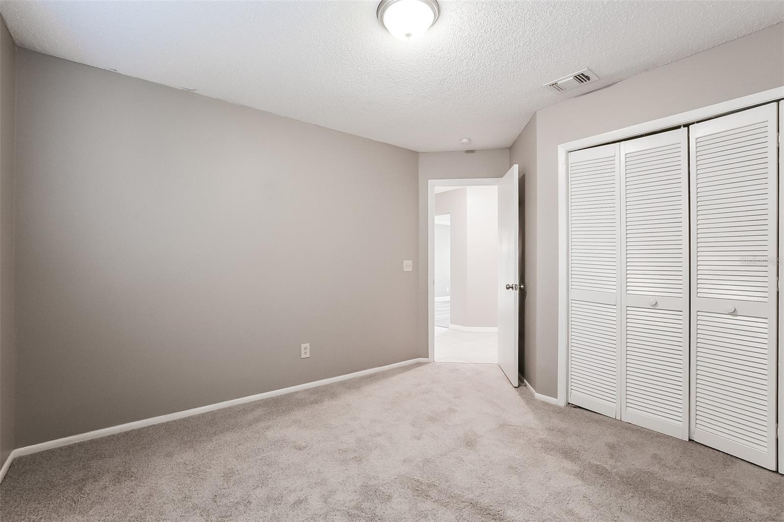 WOODLAND TERRACE AT COUNTRY CREEK - Residential