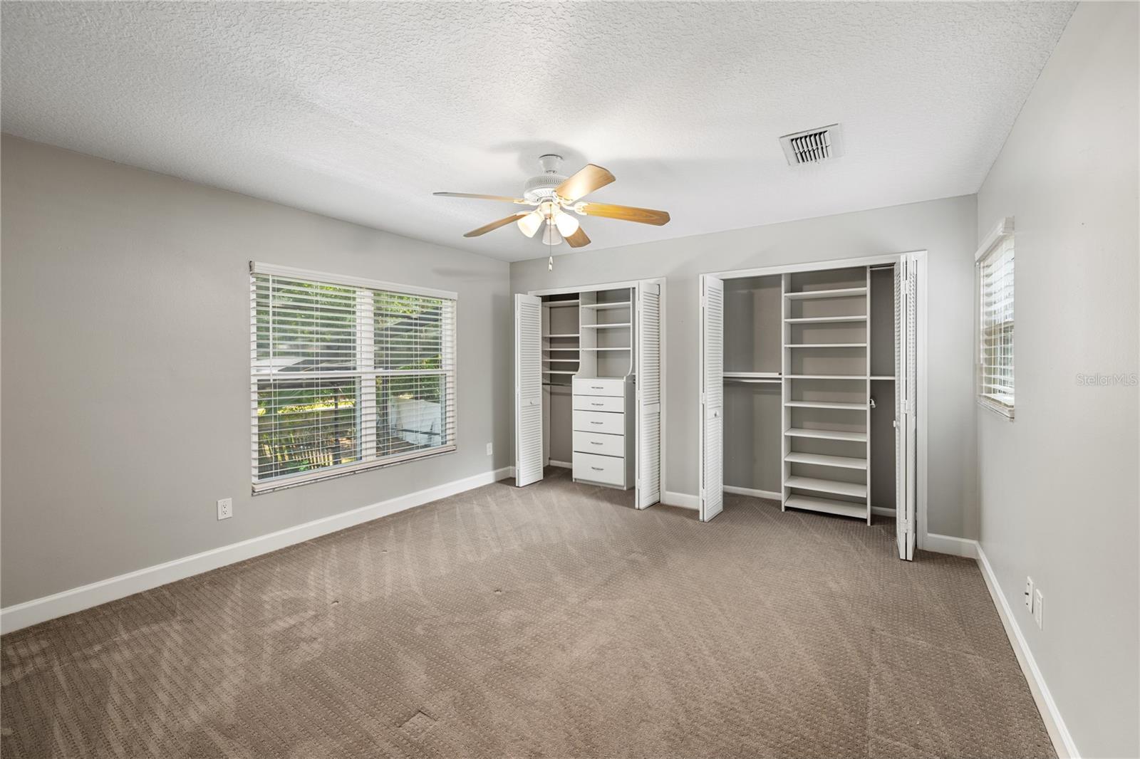 DEER LAKE RUN - Residential