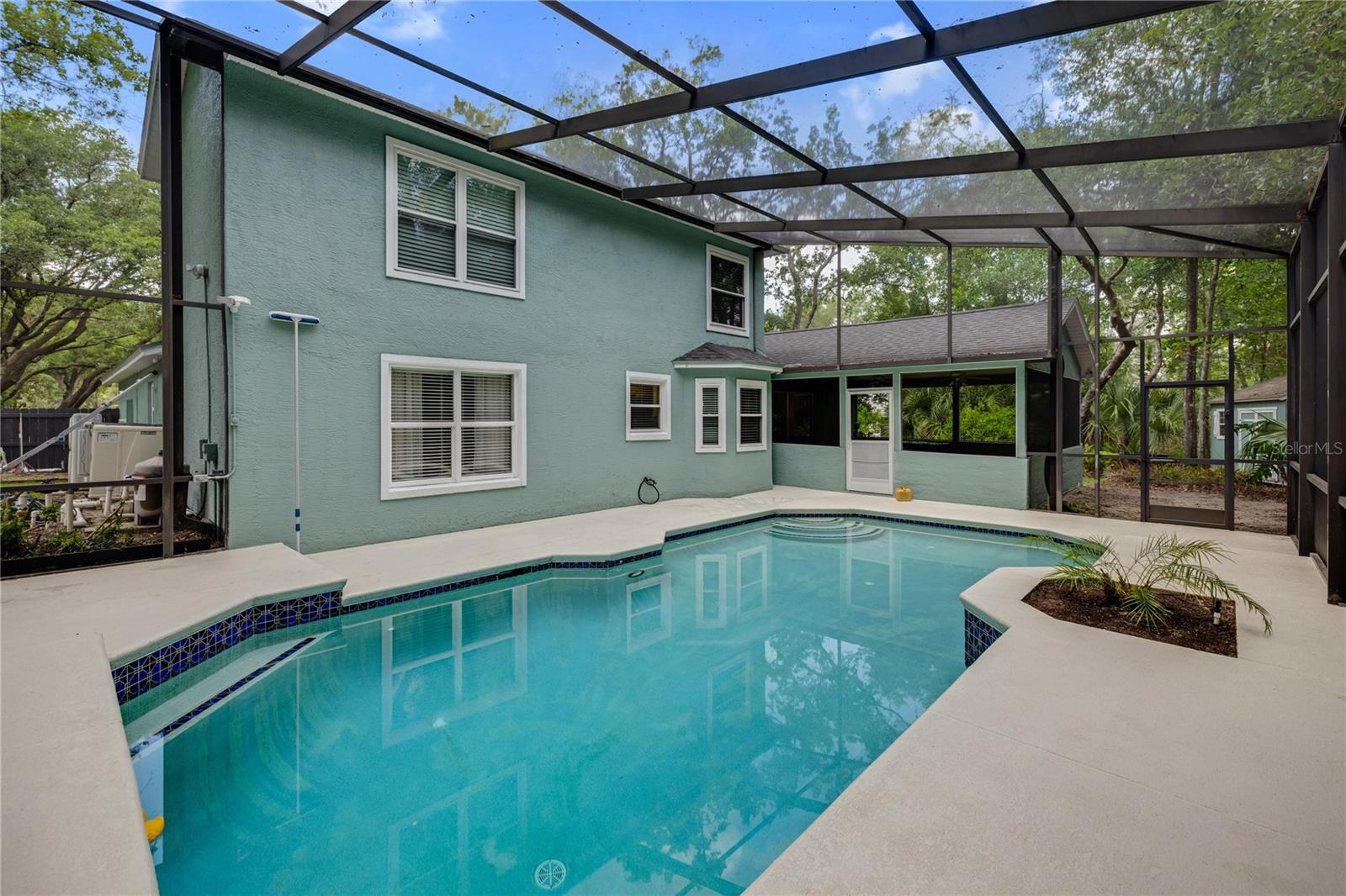 DEER LAKE RUN - Residential