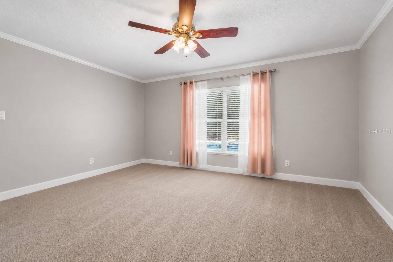 DEER LAKE RUN - Residential