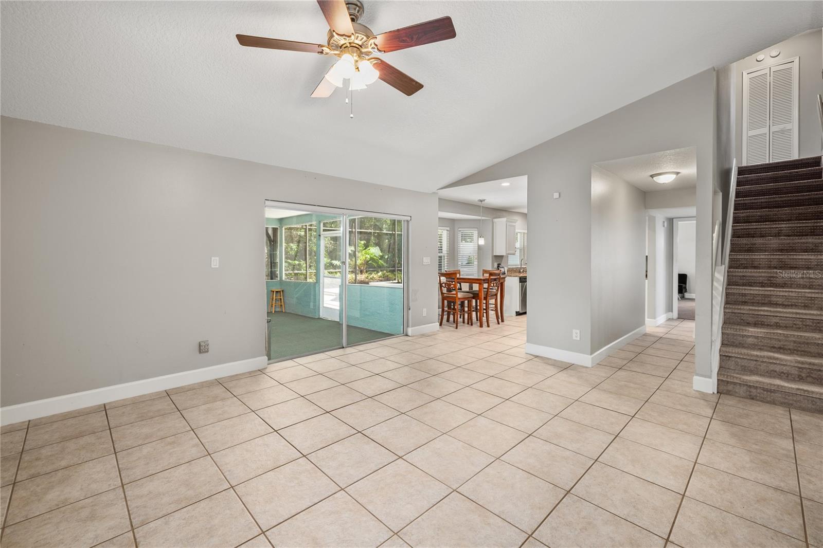 DEER LAKE RUN - Residential