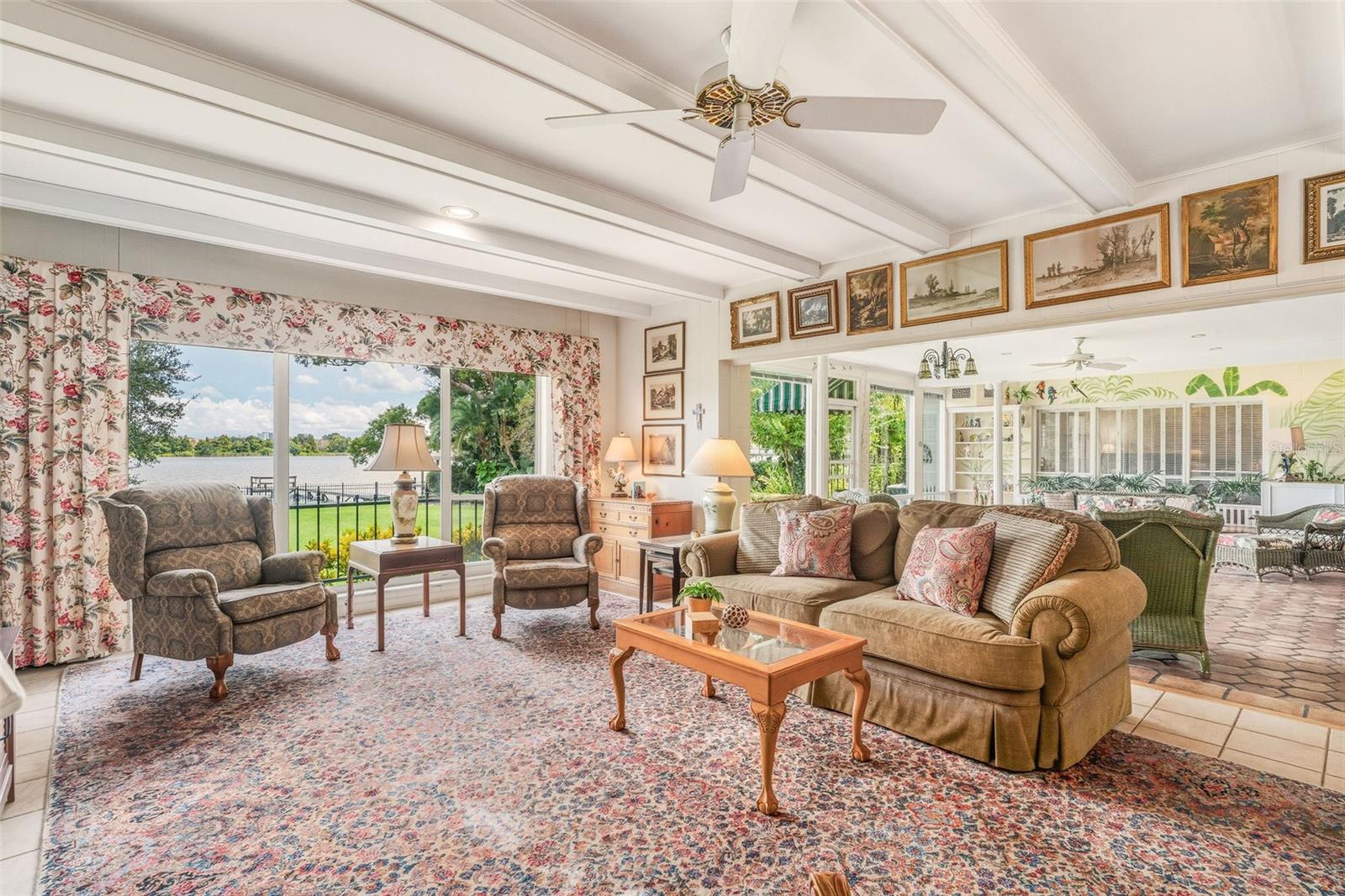 ARDSLEY MANOR - Residential