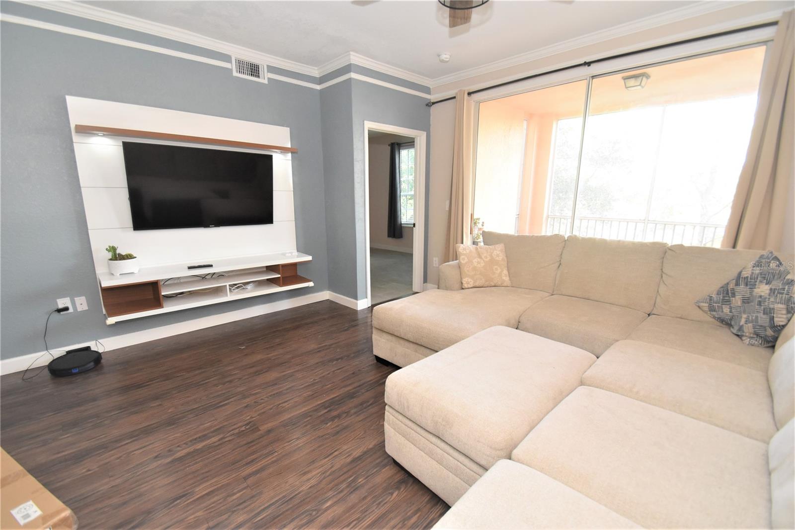 BELLA VILLINO VI - Residential Lease