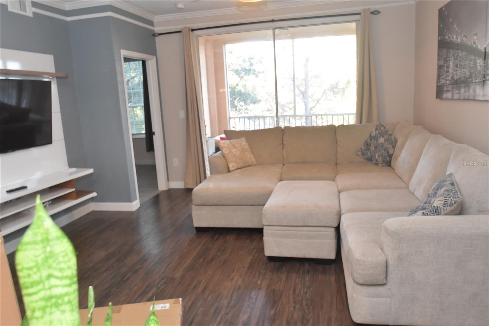 BELLA VILLINO VI - Residential Lease