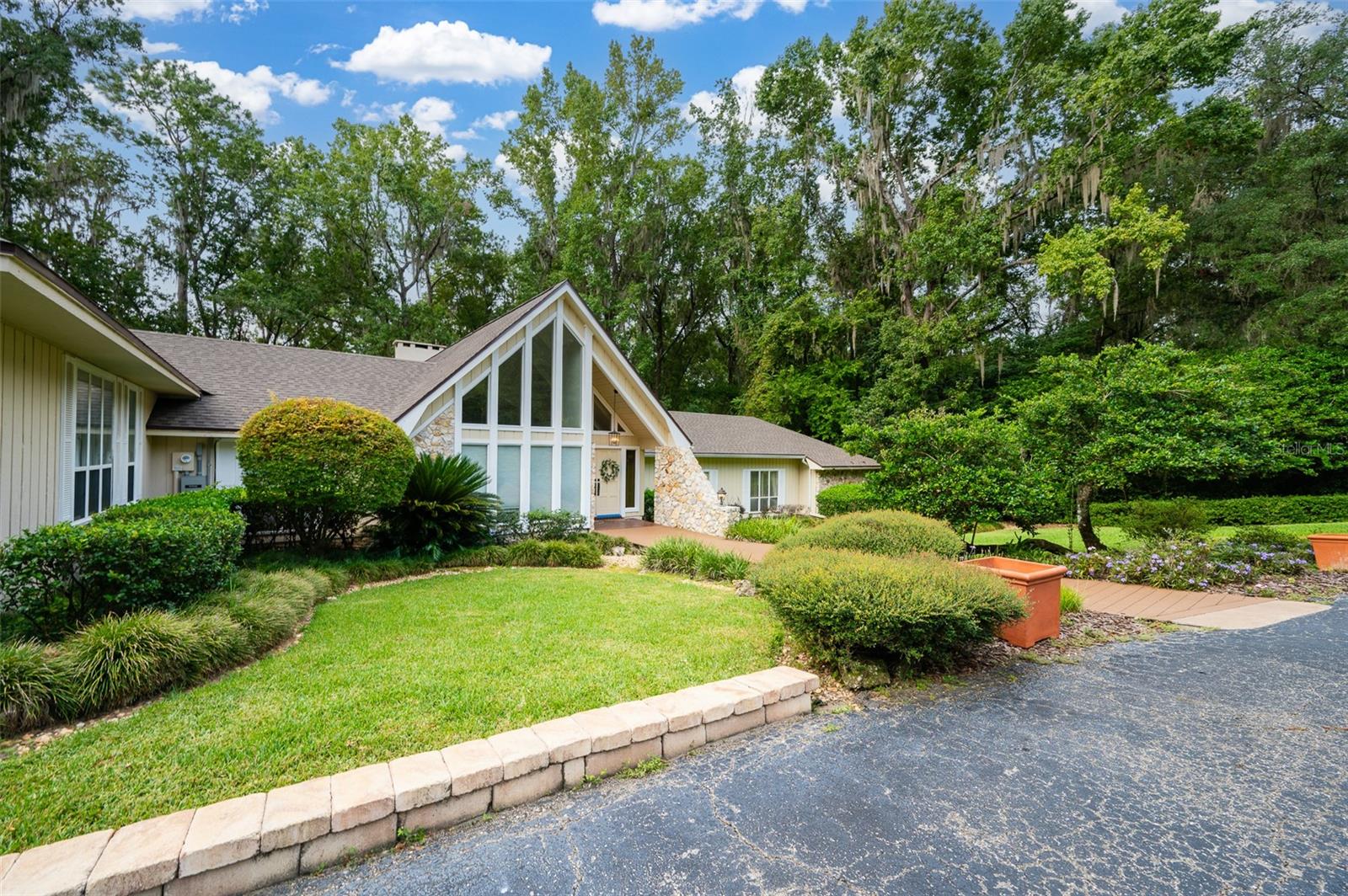 FOX GROVE - Residential