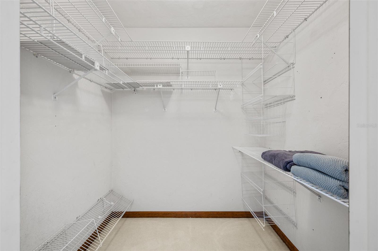 FOX GROVE - Residential