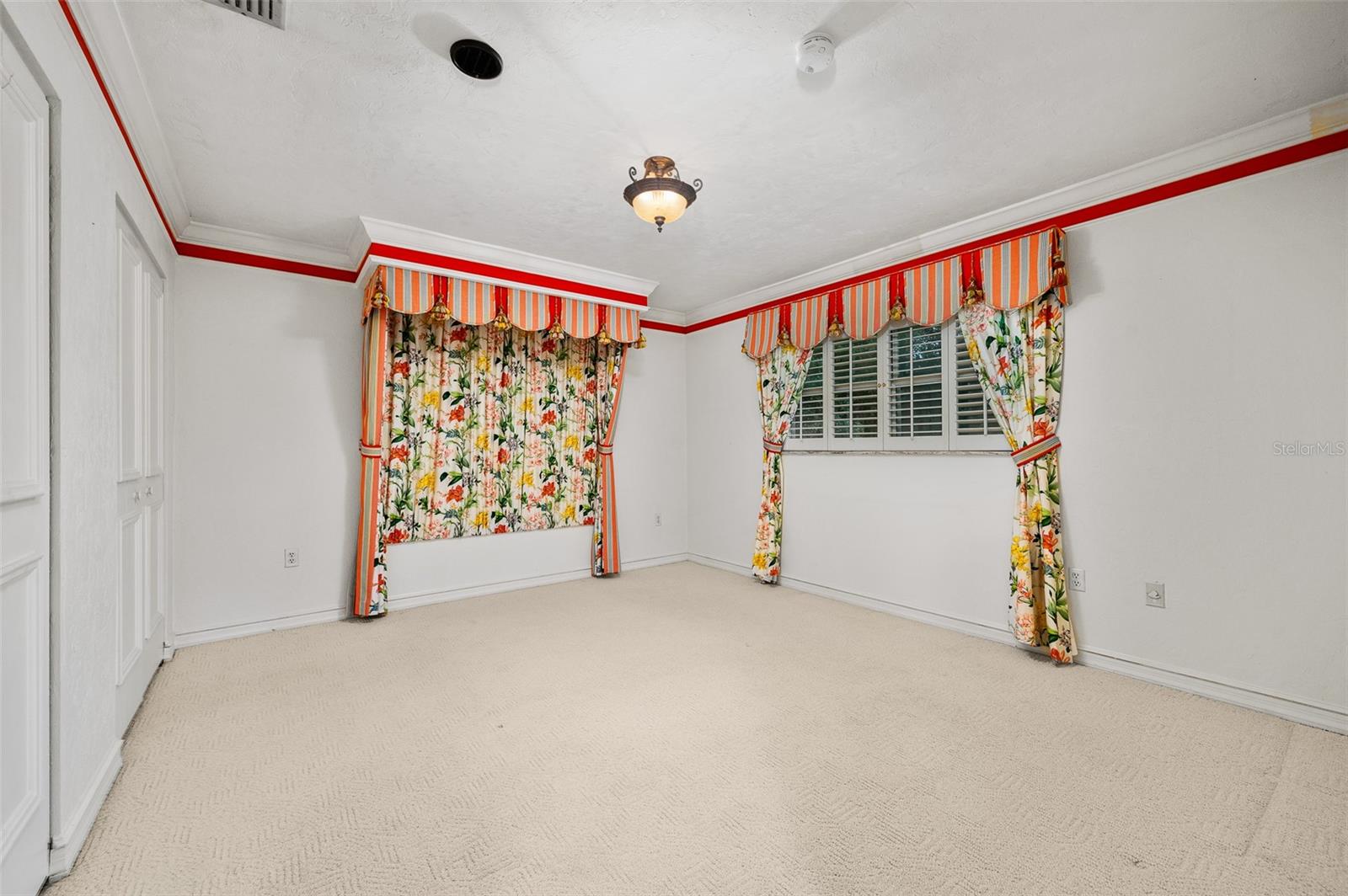 FOX GROVE - Residential