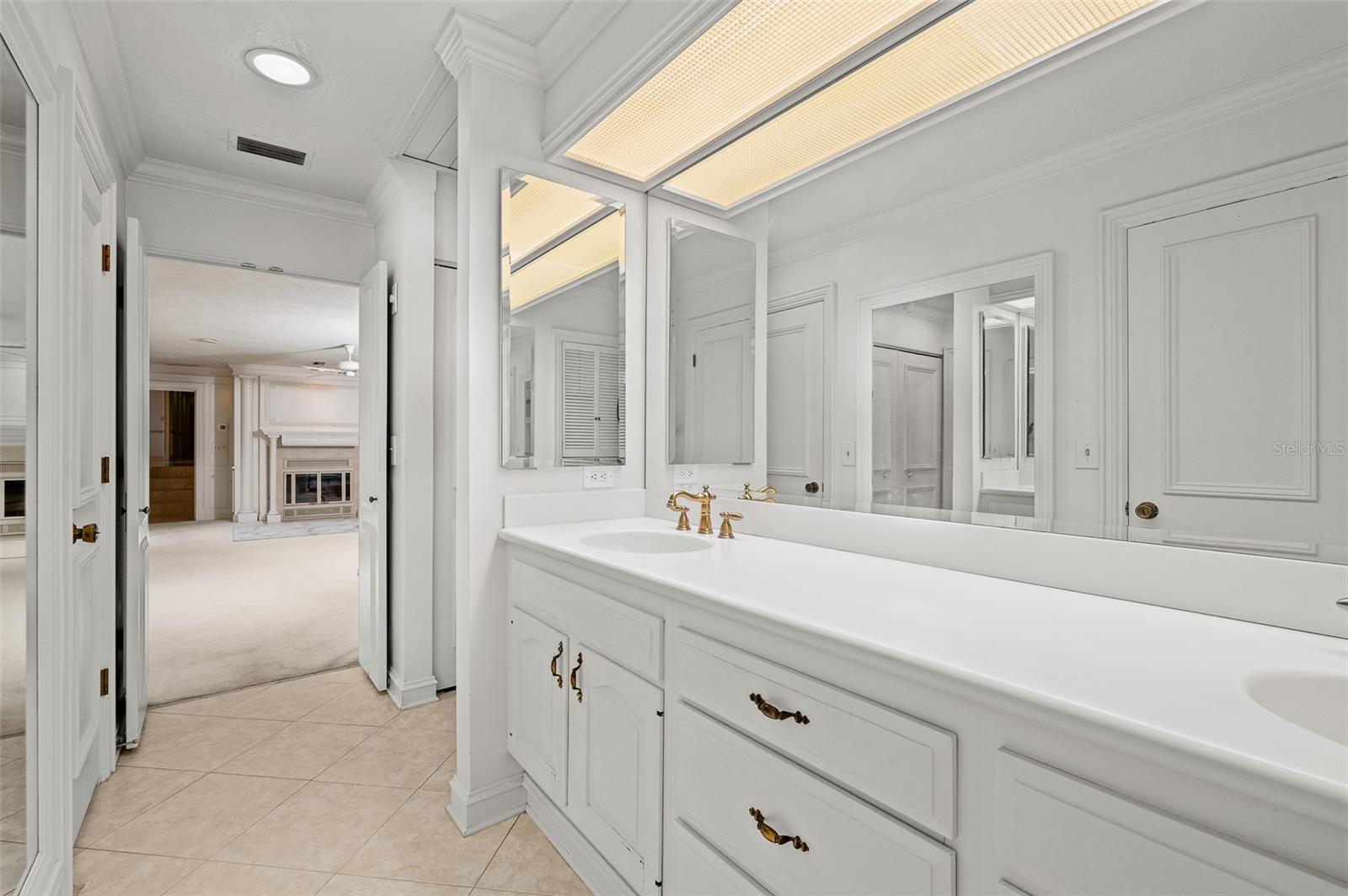 FOX GROVE - Residential