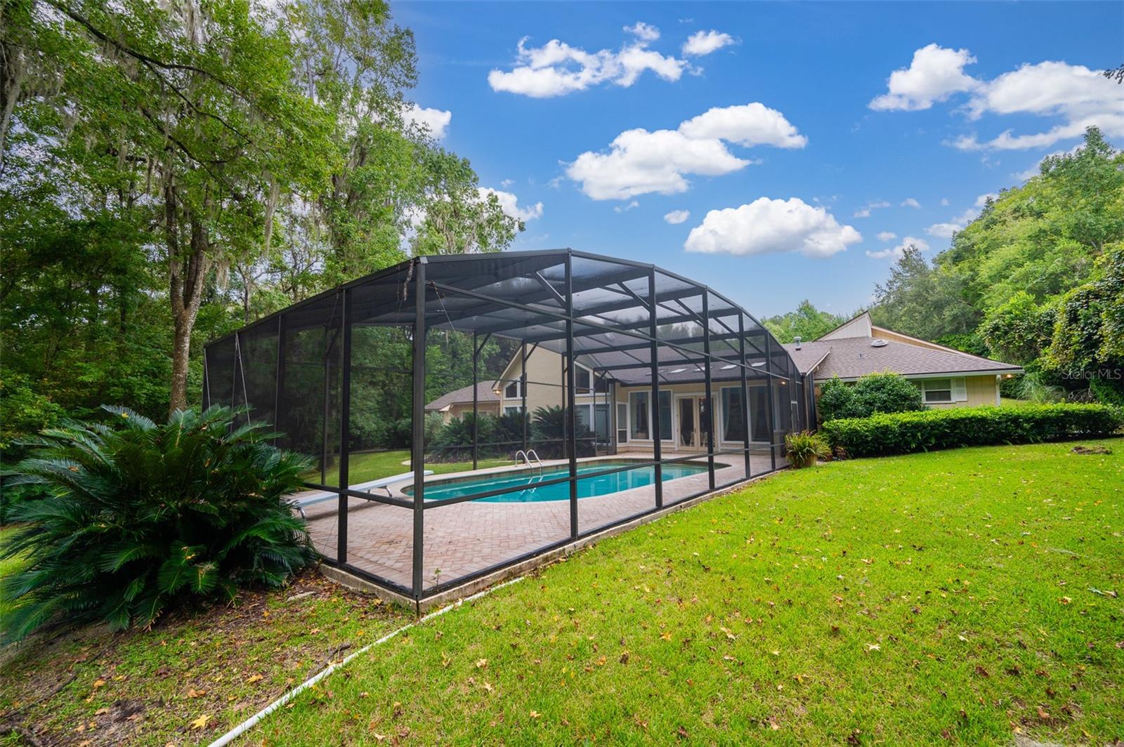 FOX GROVE - Residential