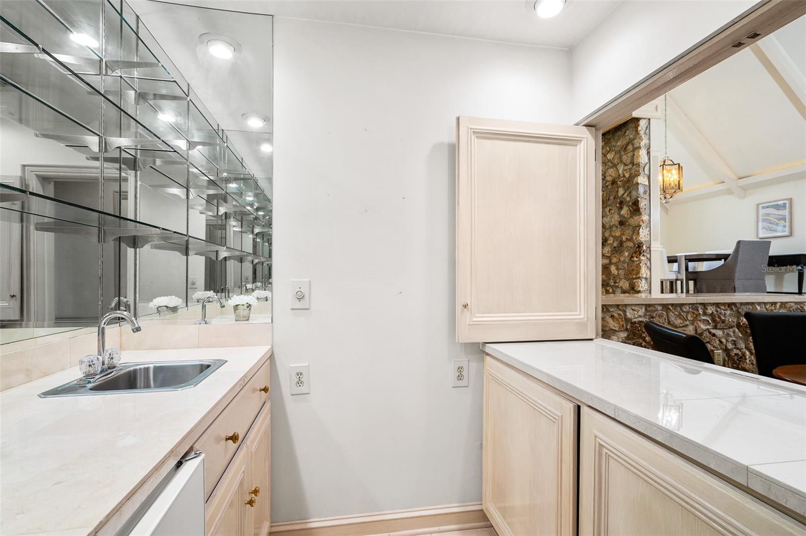 FOX GROVE - Residential