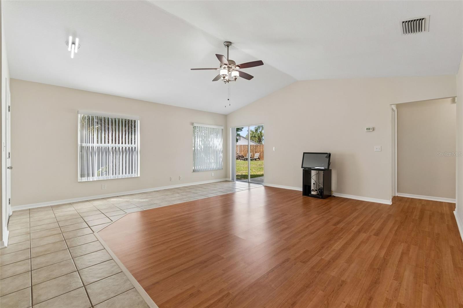 BRENTWOOD HILLS TR A UNIT 2 - Residential