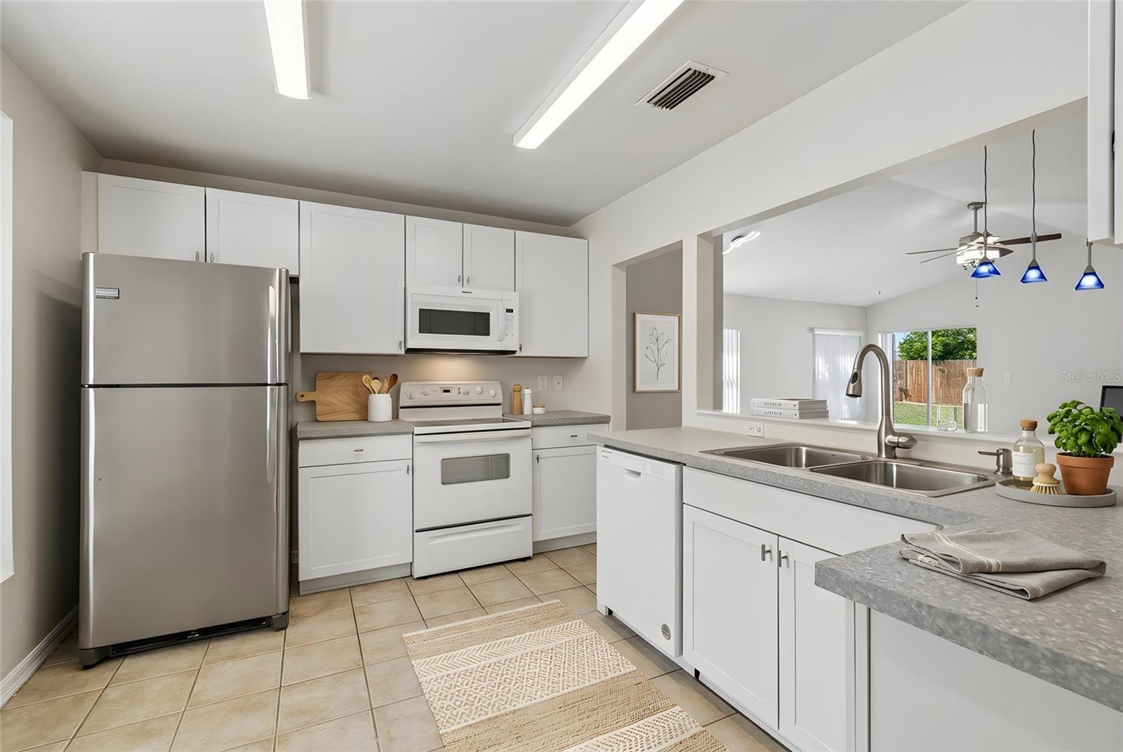 BRENTWOOD HILLS TR A UNIT 2 - Residential