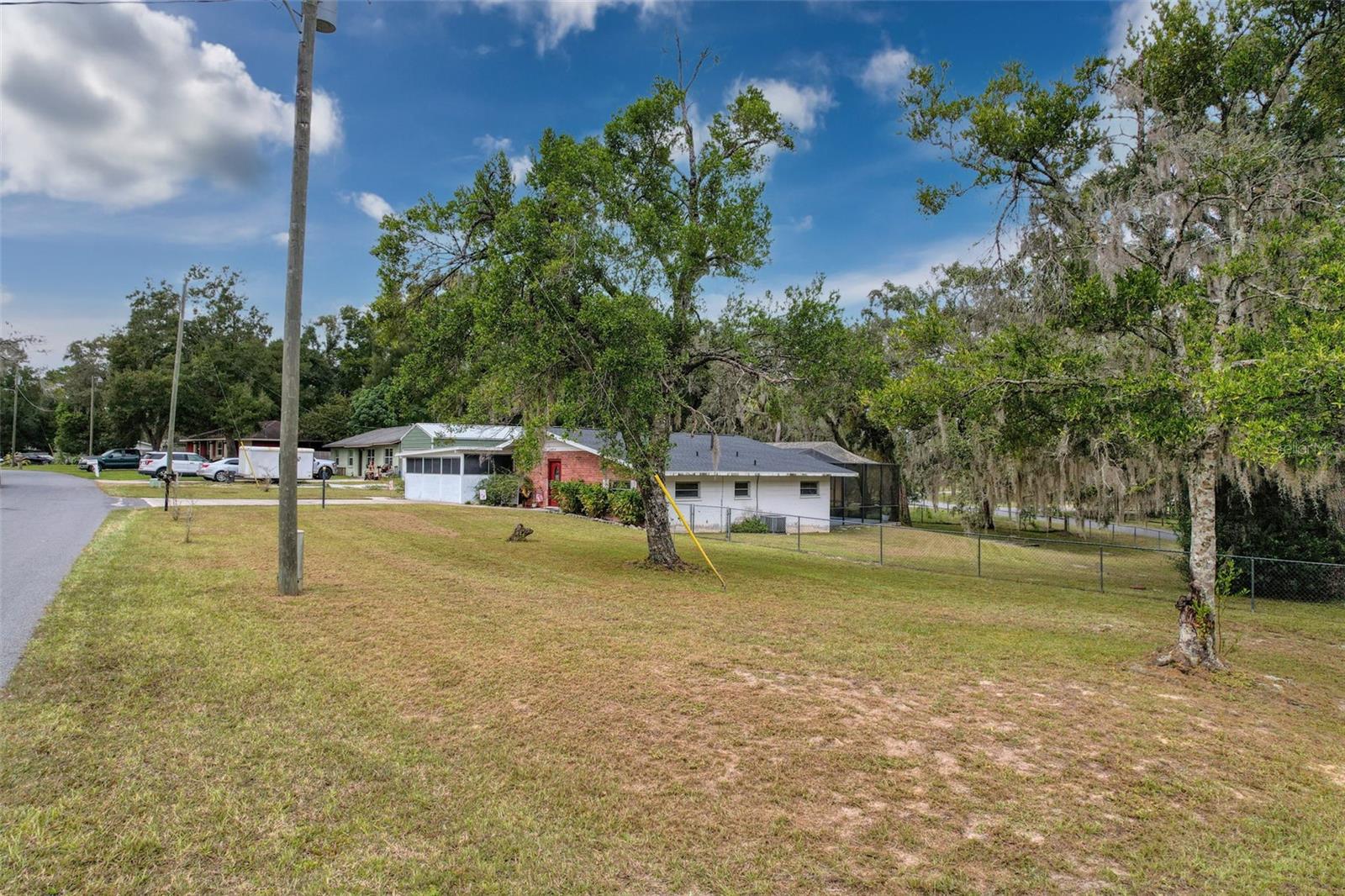 LAKEWOOD - Residential