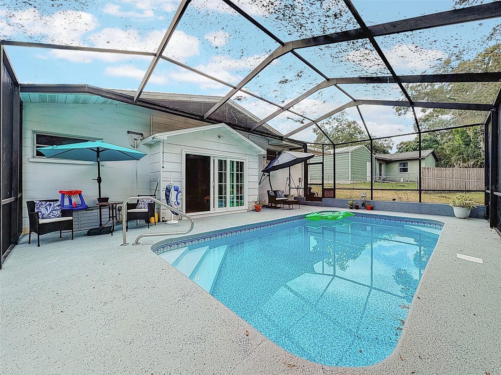 LAKEWOOD - Residential