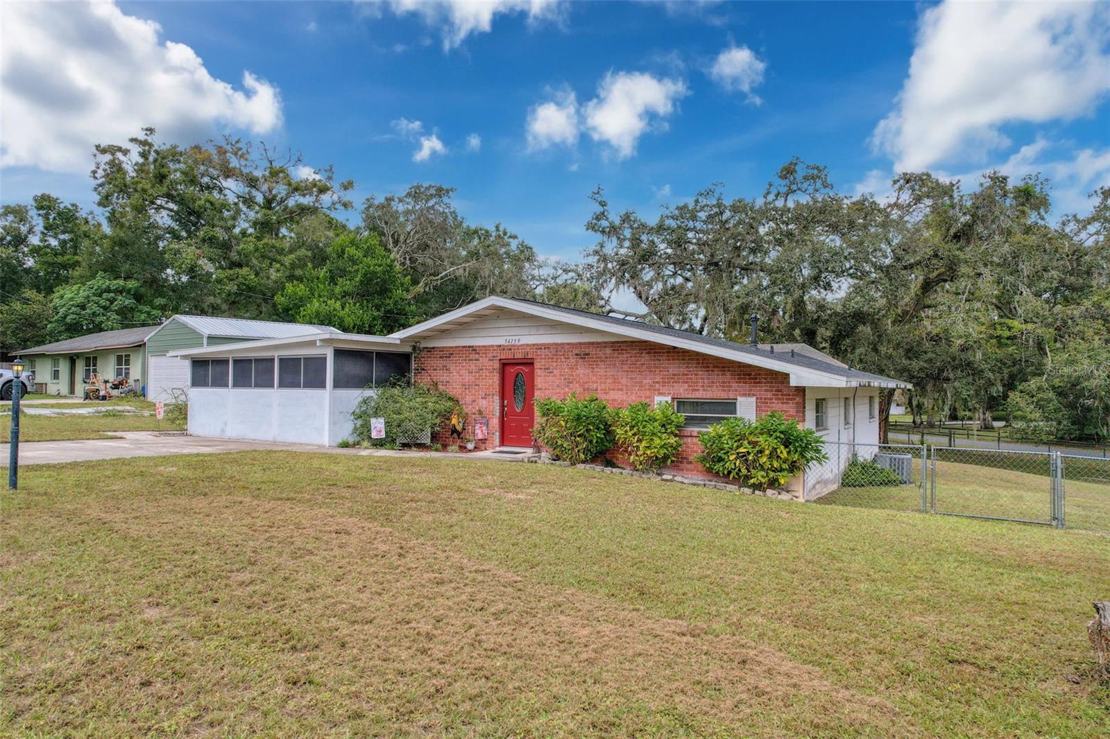 LAKEWOOD - Residential