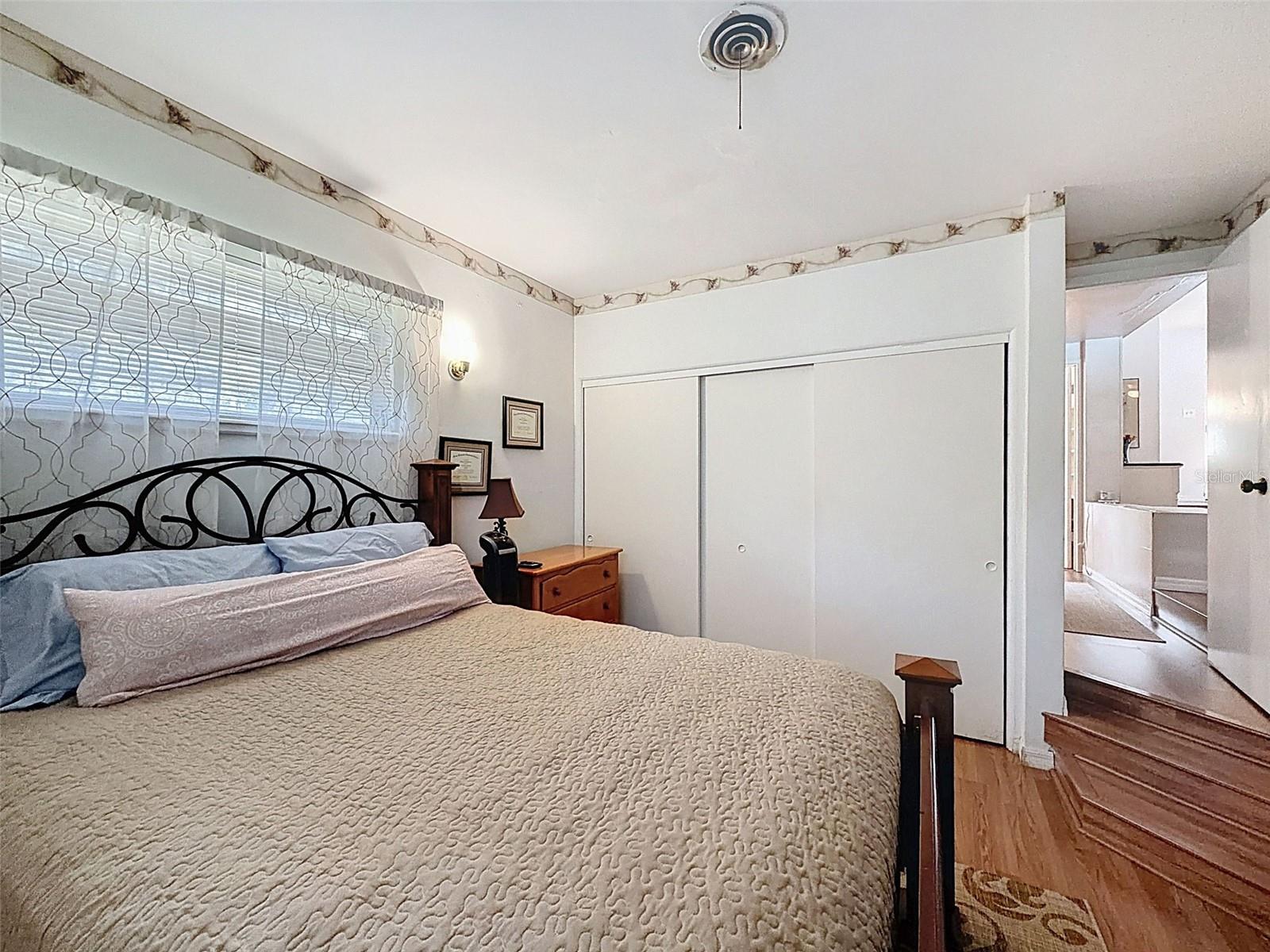 LAKEWOOD - Residential