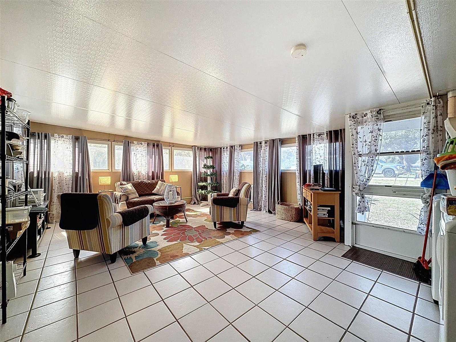 LAKEWOOD - Residential