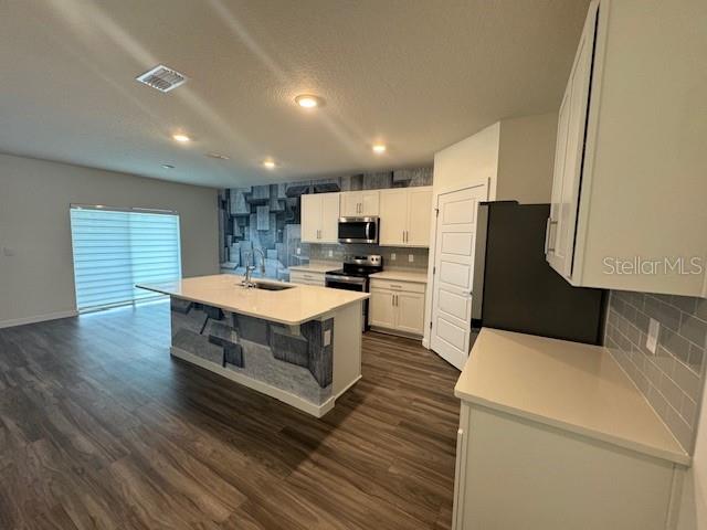 SUMMERLY - Residential Lease