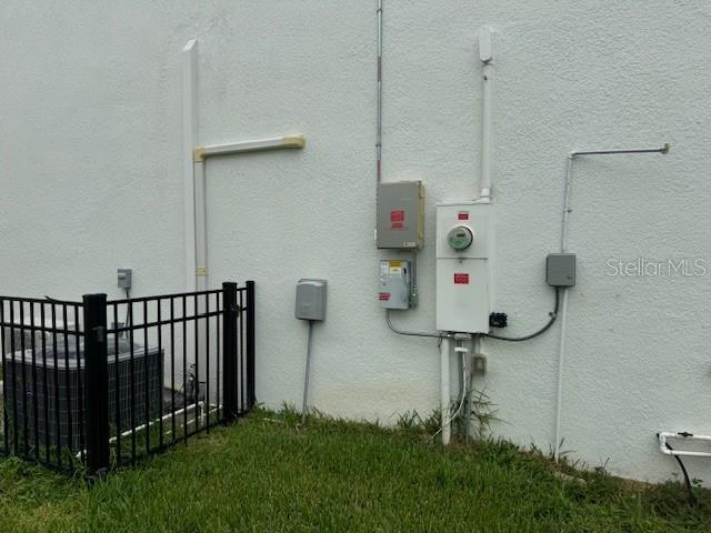 SUMMERLY - Residential Lease