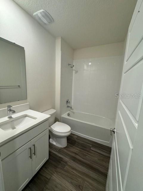 SUMMERLY - Residential Lease