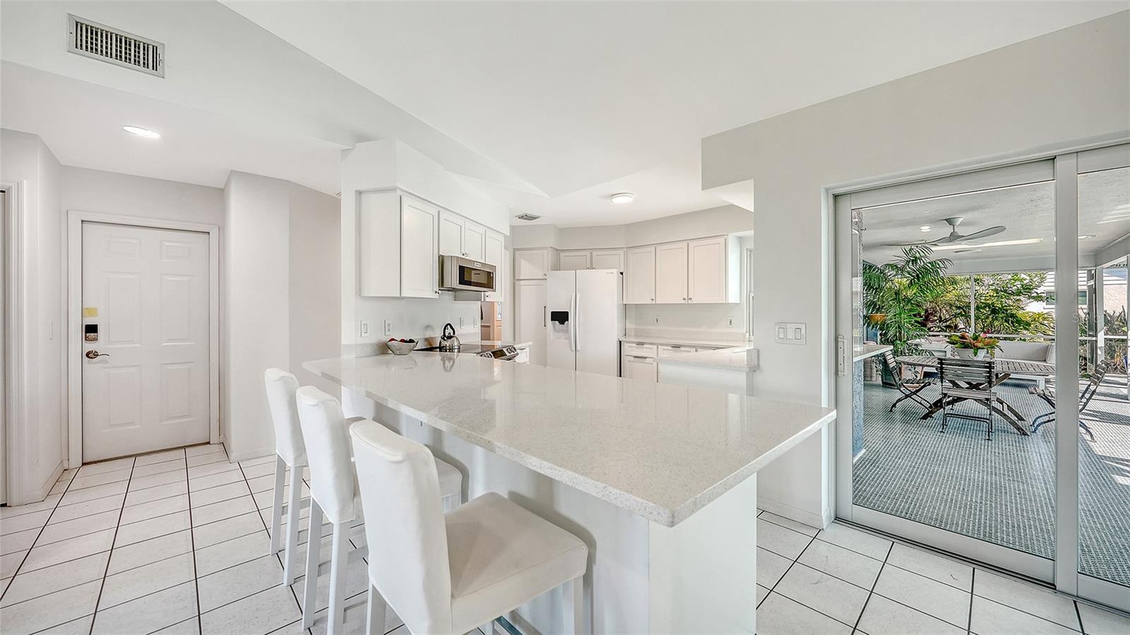 PALM AIRE / COUNTRY LAKES - Residential