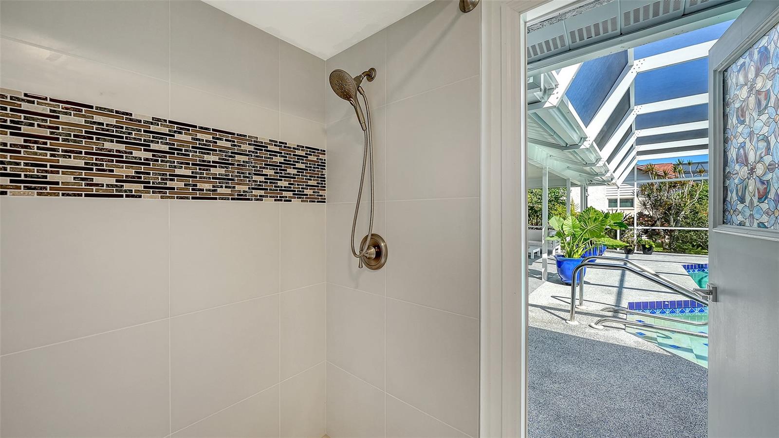 PALM AIRE / COUNTRY LAKES - Residential