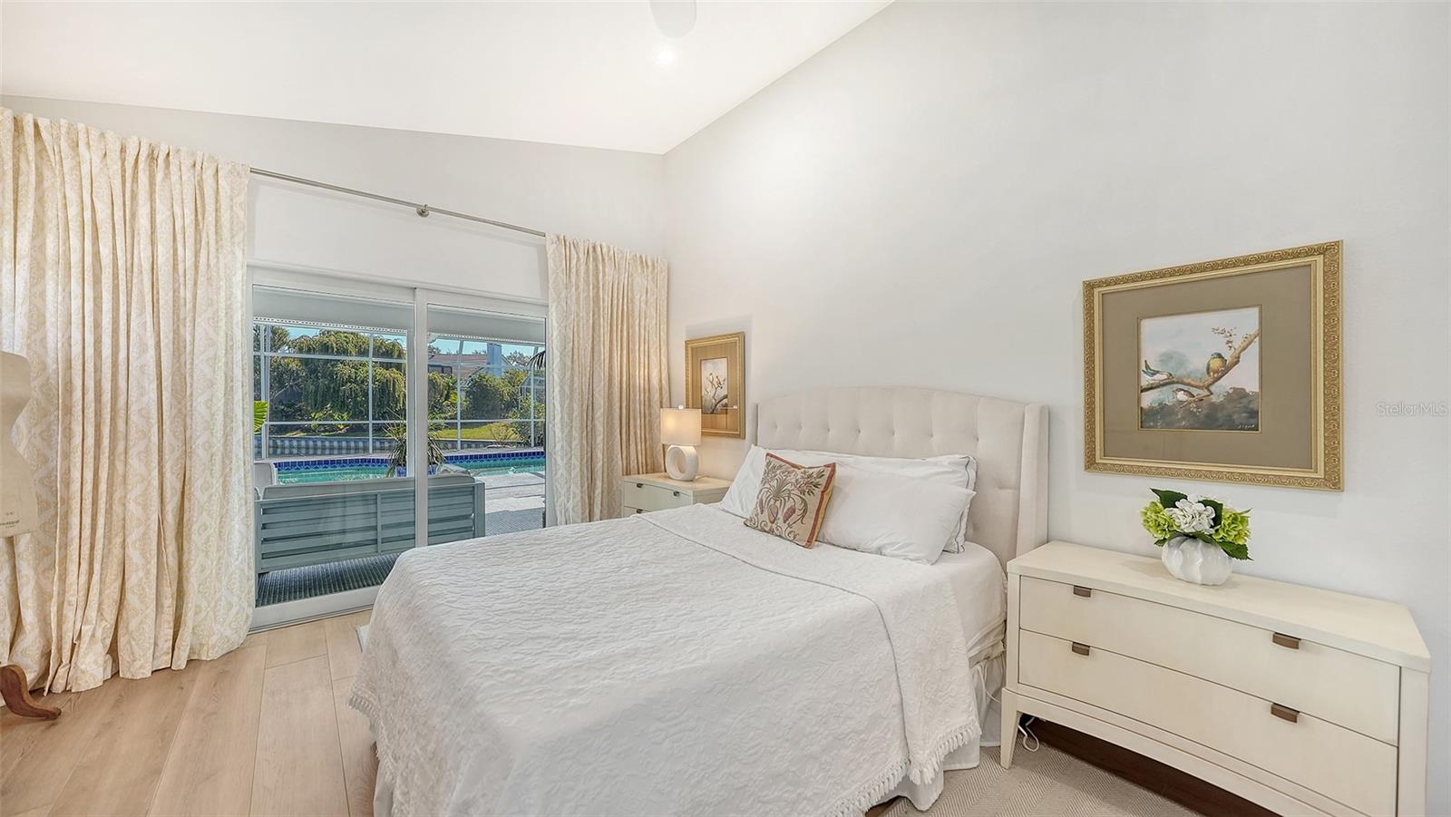 PALM AIRE / COUNTRY LAKES - Residential