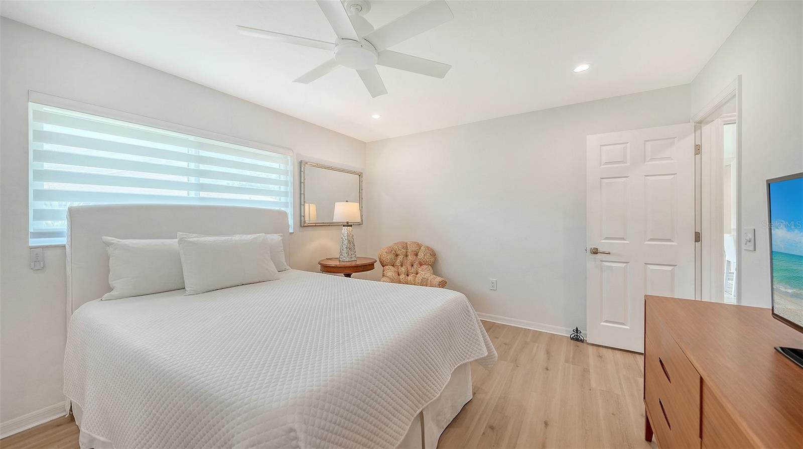 PALM AIRE / COUNTRY LAKES - Residential