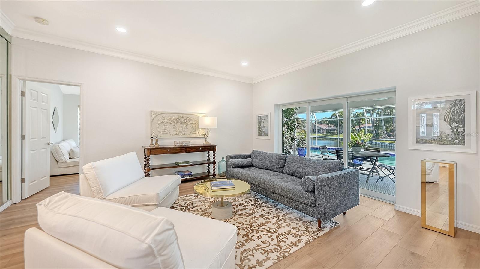 PALM AIRE / COUNTRY LAKES - Residential
