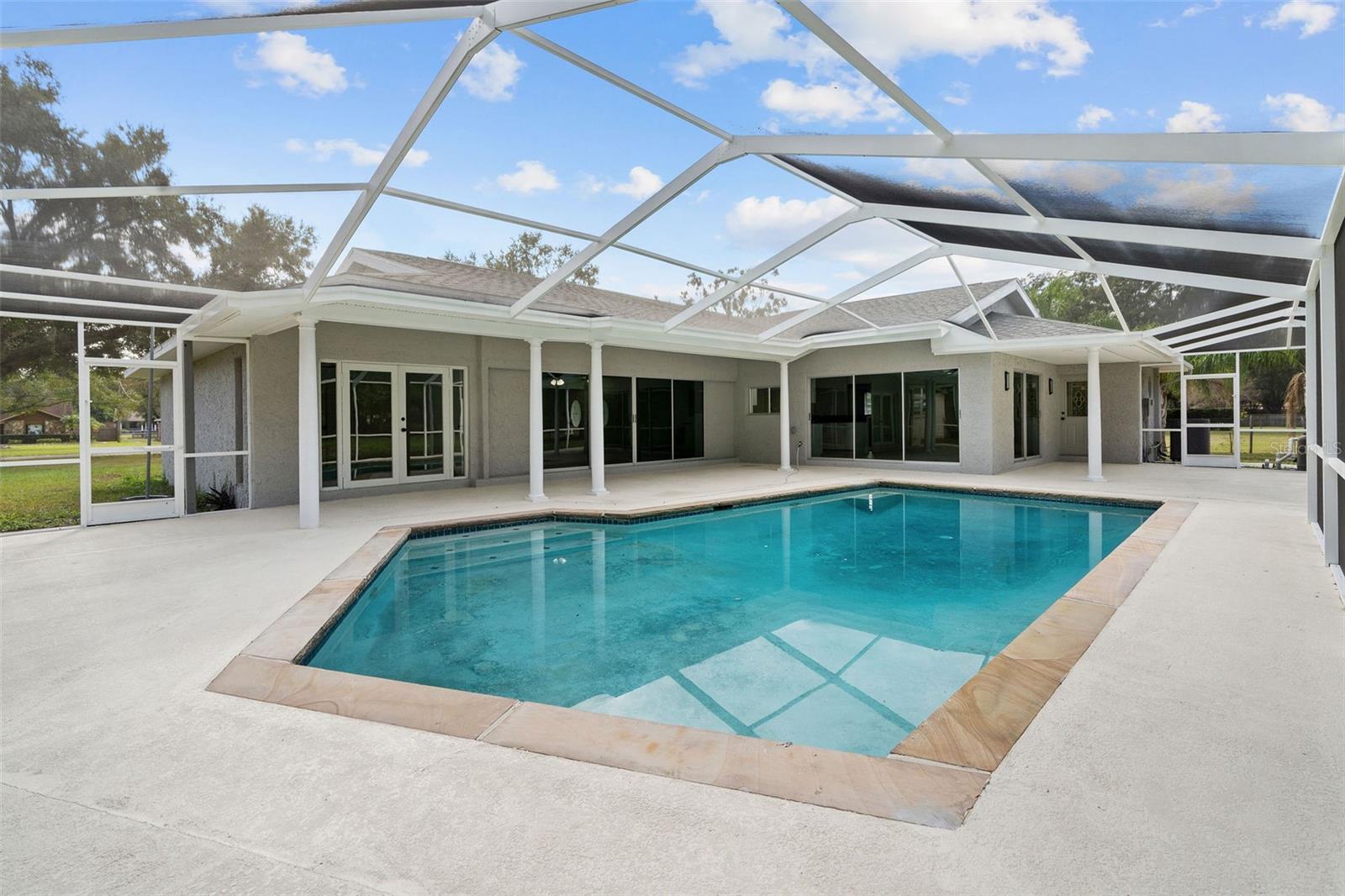 VAN SANT SUB - Residential