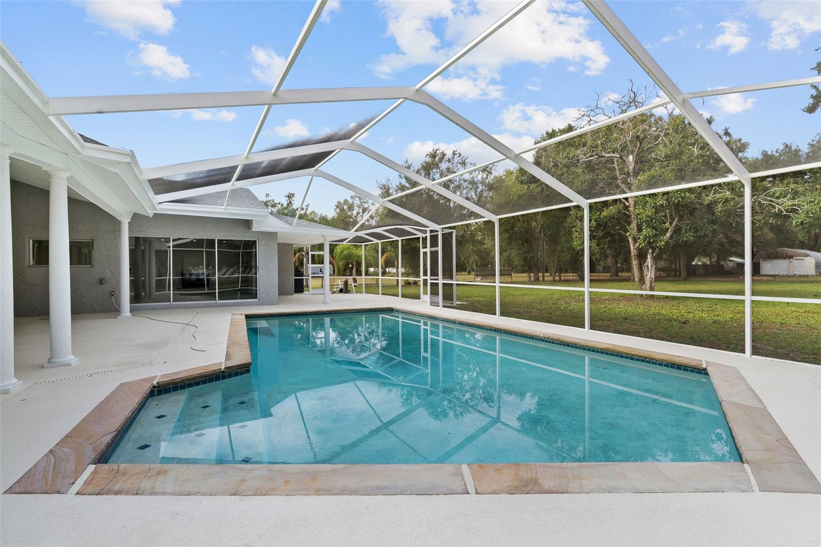 VAN SANT SUB - Residential